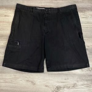 Greg Norman for Tasso Ella Black Men’s Shorts Front Side Zip Pocket Size 42
